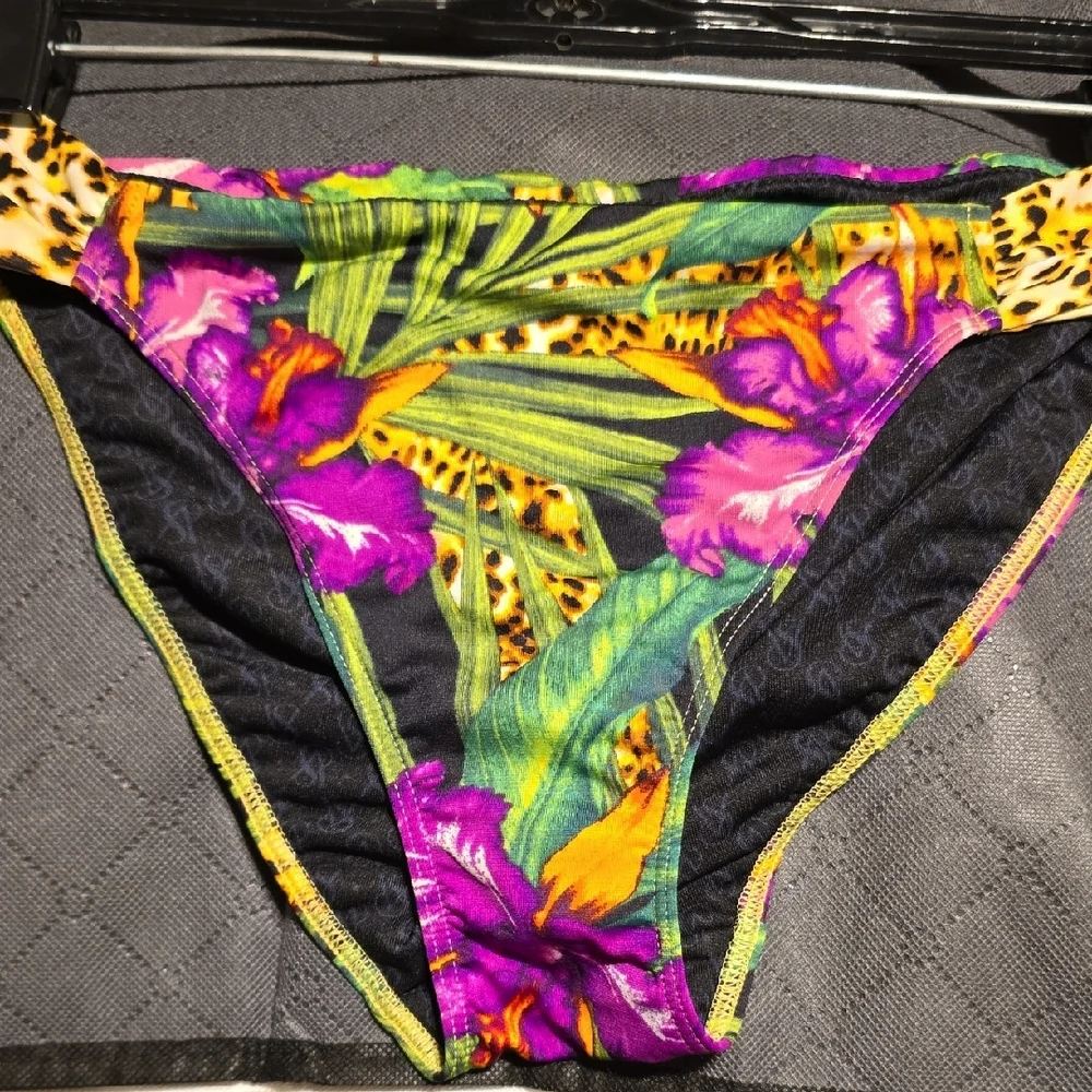 Victoria's Secret Bikini, Tropical & Cheetah Print - Picture 3 of 3